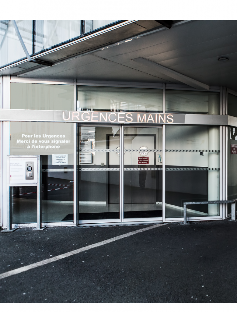 Entrée des urgences mains à Pessac